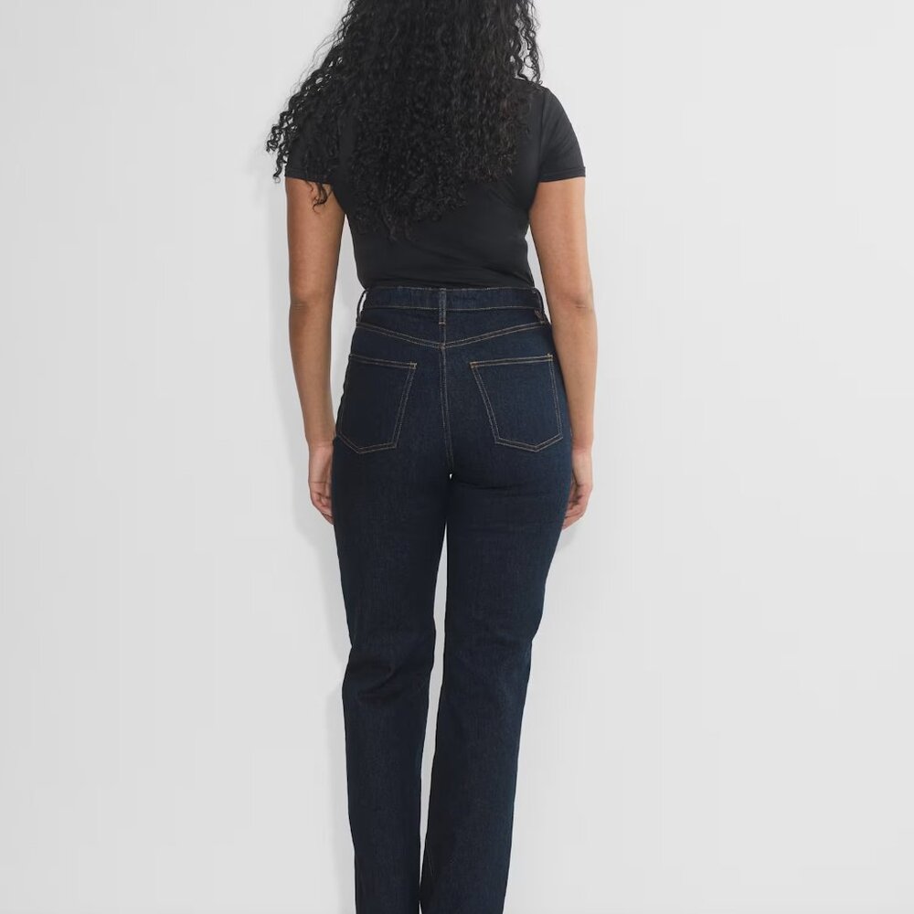 Aritzia Denim Forum Rowan Super Hi-Rise Curve-Fit Straight Jean - Picture 3 of 6